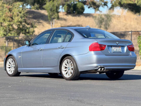 2011 BMW 3 Series 328i