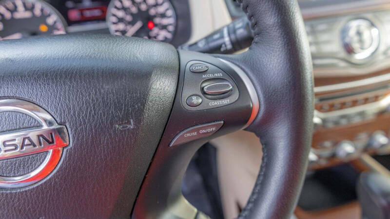 2020 Nissan Pathfinder Platinum