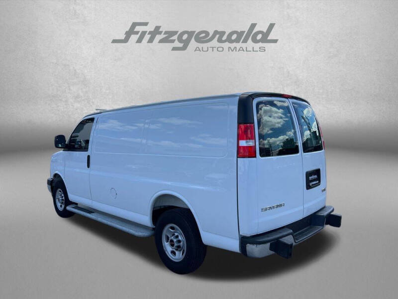 2025 GMC Savana 2500