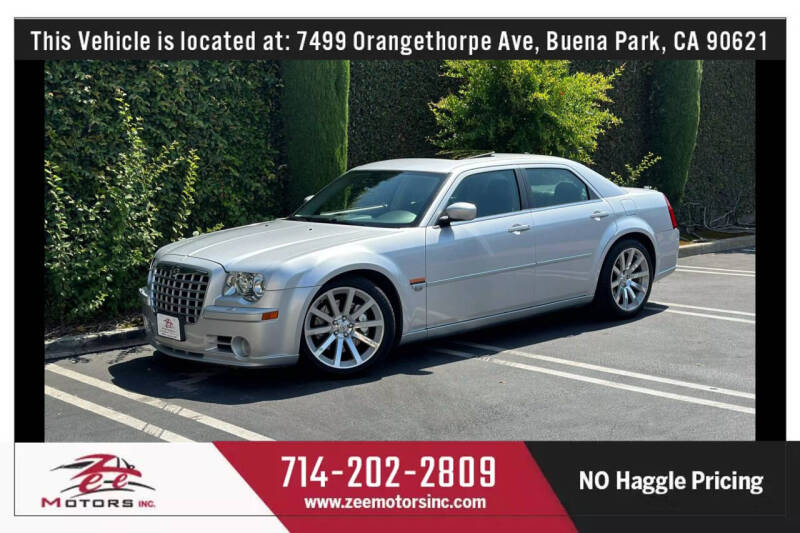 2005 Chrysler 300 SRT-8