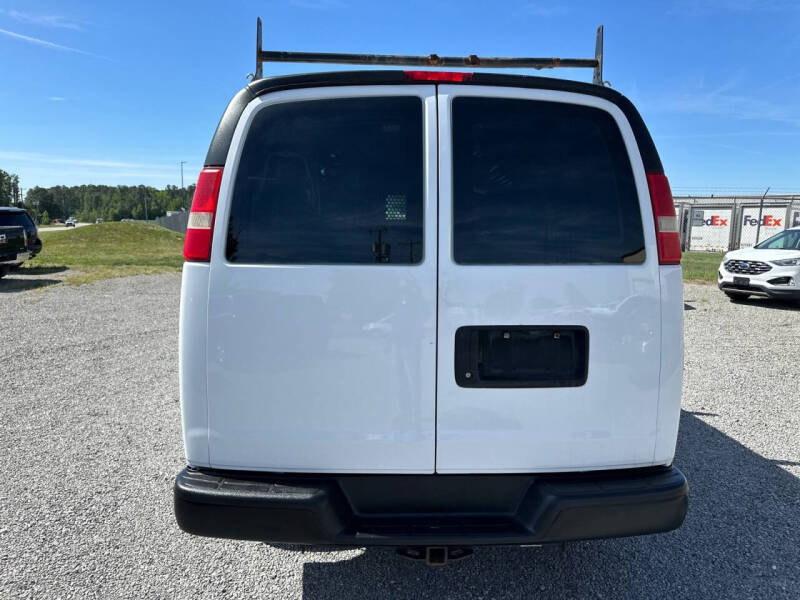 2017 Chevrolet Express 2500