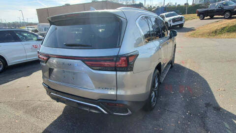 2024 Lexus LX 600 F SPORT Handling