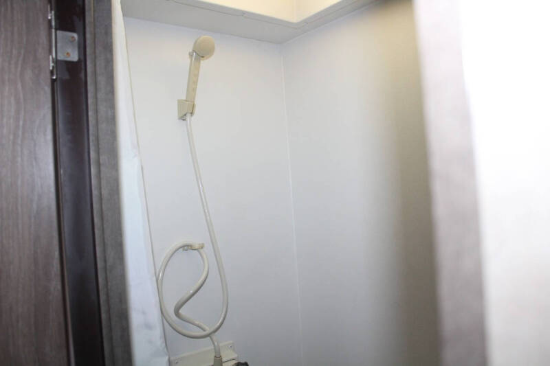 2017 Pacific Coachworks Econ 18RBS