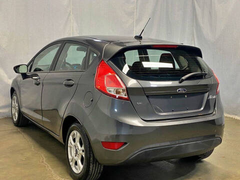 2016 Ford Fiesta SE