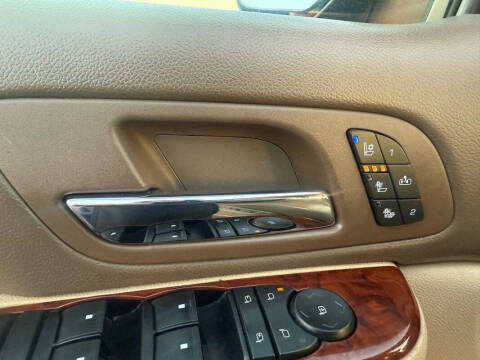 2013 Chevrolet Avalanche LTZ Black Diamond