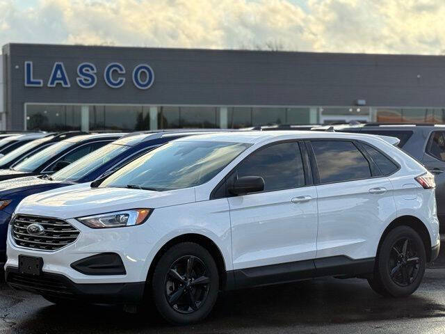 2021 Ford Edge SE