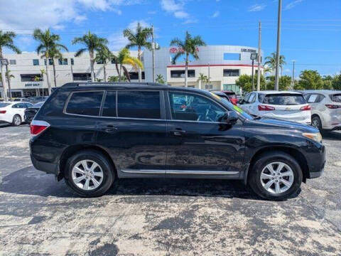 2012 Toyota Highlander SE