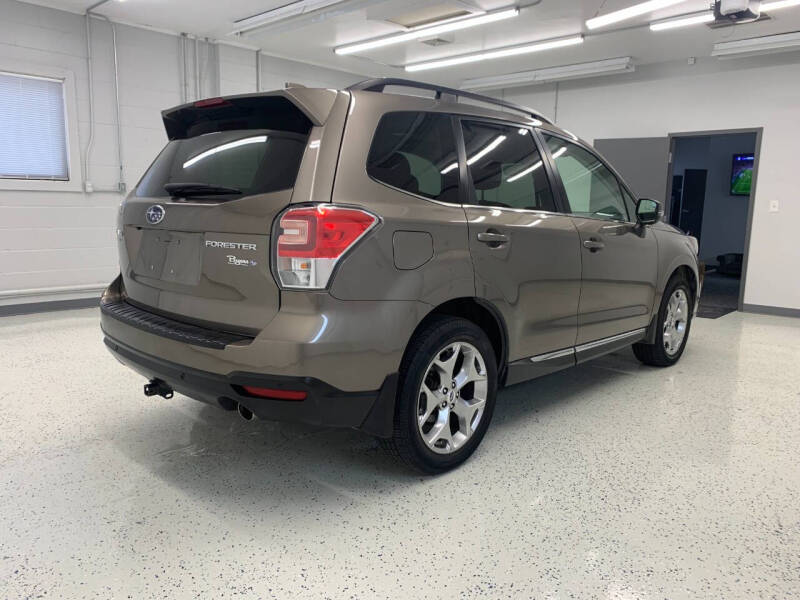 2018 Subaru Forester Touring photo 7