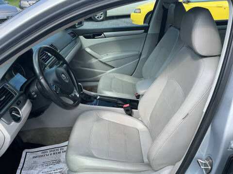 2015 Volkswagen Passat 1.8T Limited Edition