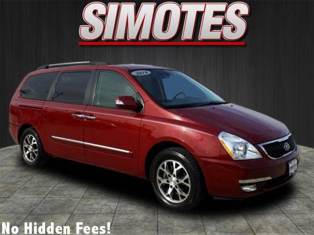 2014 Kia Sedona for sale at SIMOTES MOTORS in Minooka IL
