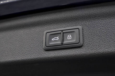 2020 Audi Q3 quattro Premium Plus 45 TFSI