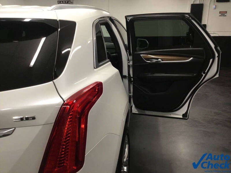 2017 Cadillac XT5 Platinum