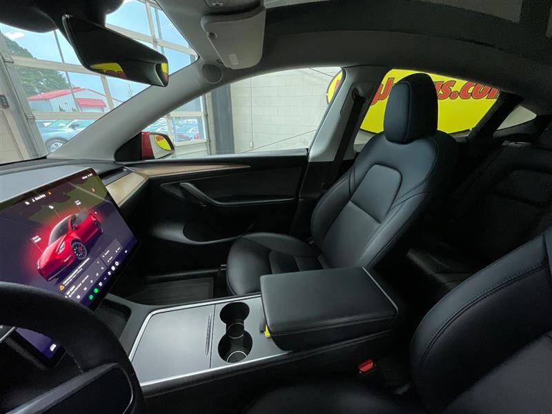 2023 Tesla Model Y Performance