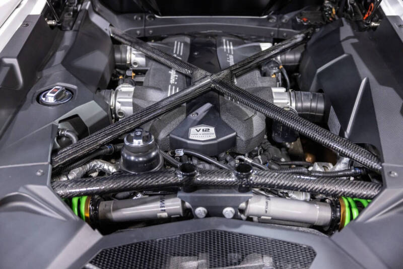 2019 Lamborghini Aventador LP 740-4 S