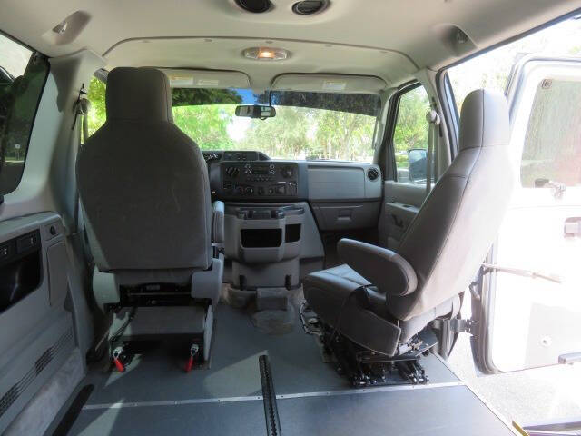 2013 Ford E-Series E-150 XLT