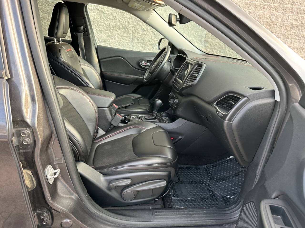 2019 Jeep Cherokee for sale at My Planet Auto in Orem, UT