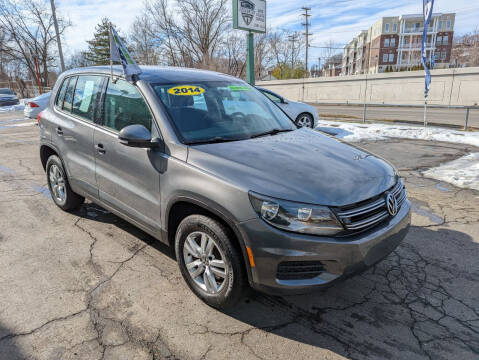 2014 Volkswagen Tiguan for sale at Edgewater Imports & More in Oakmont PA