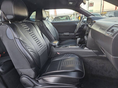 2012 Dodge Challenger SXT