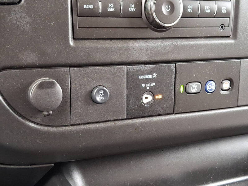 2017 Chevrolet Express LS 2500