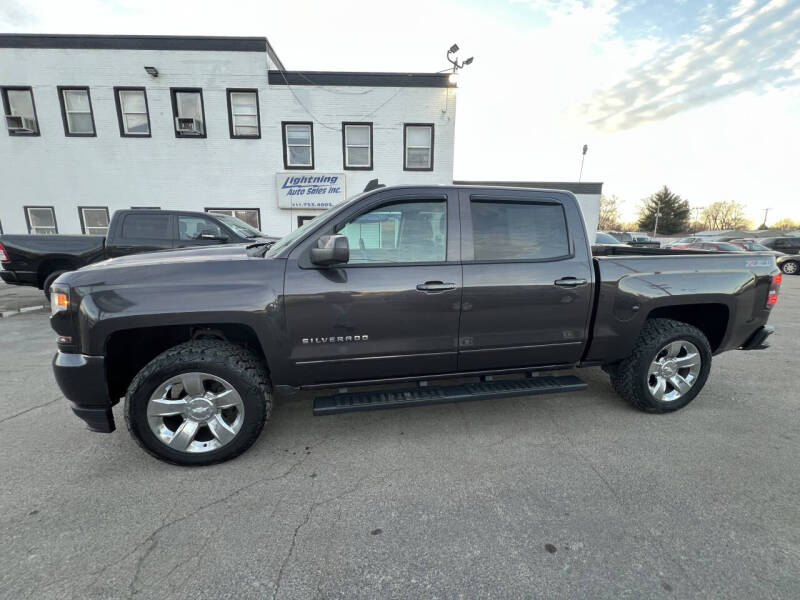 2016 Chevrolet Silverado 1500 for sale at Lightning Auto Sales in Springfield IL