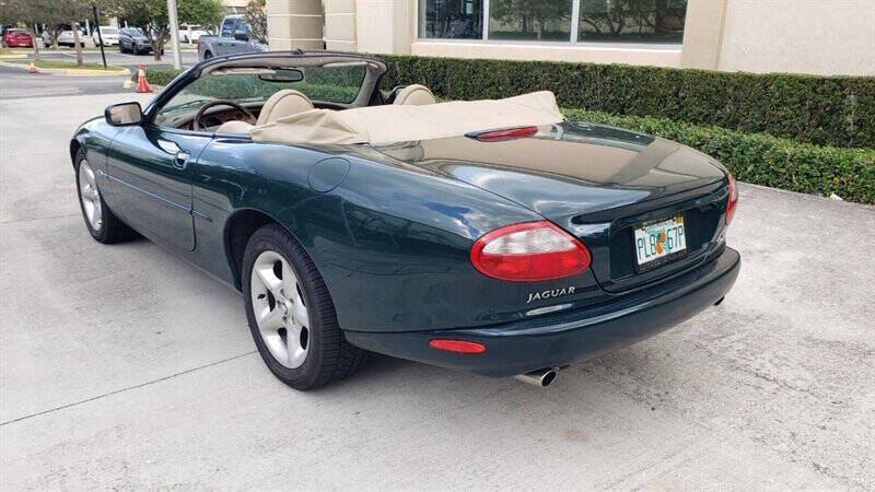 2000 Jaguar XK-Series 8