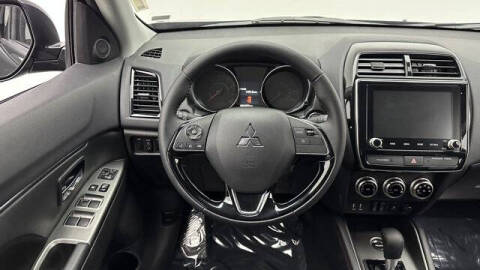 2025 Mitsubishi Outlander Sport S