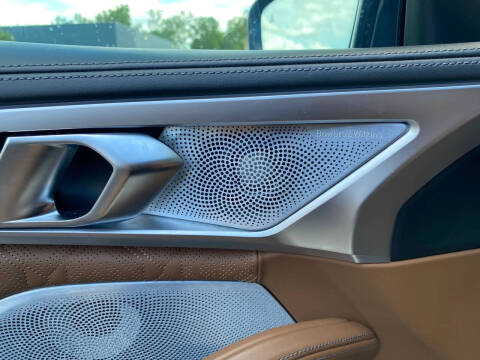 2020 BMW M8