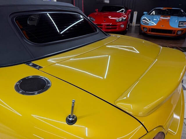 2002 Mazda MX-5 Miata SE