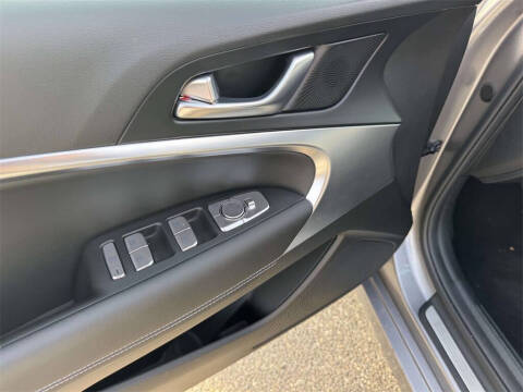 2026 Genesis G70 2.5T Standard