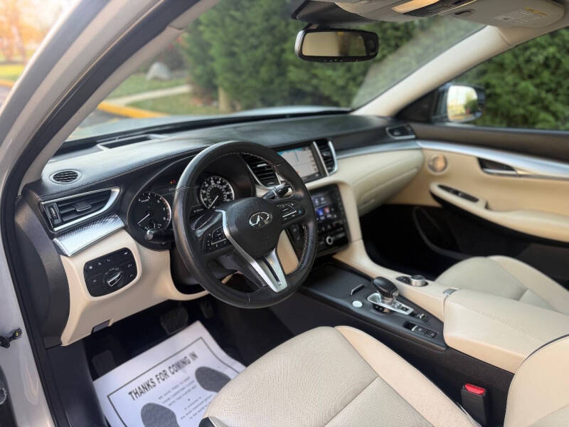 2019 Infiniti QX50 Essential