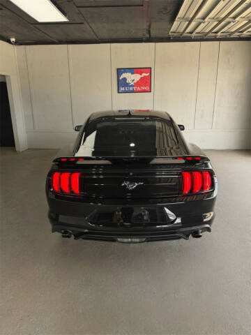 2020 Ford Mustang