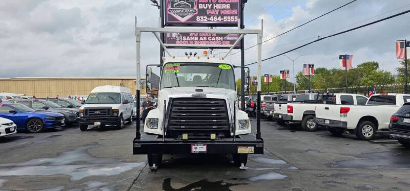 2016 Freightliner 108 SD