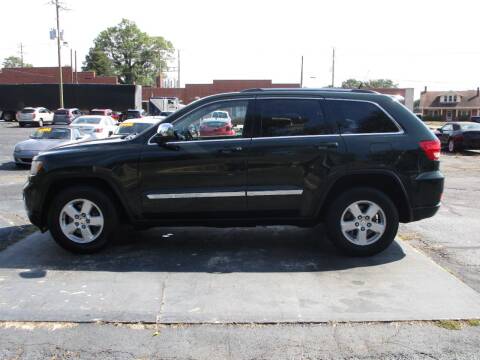 2011 Jeep Grand Cherokee for sale at Taylorsville Auto Mart in Taylorsville NC
