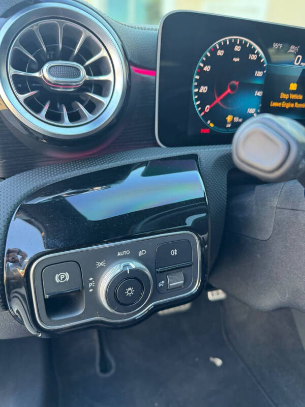 2019 Mercedes-Benz A-Class A 220