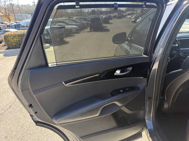 2017 Kia Sorento SX Limited V6