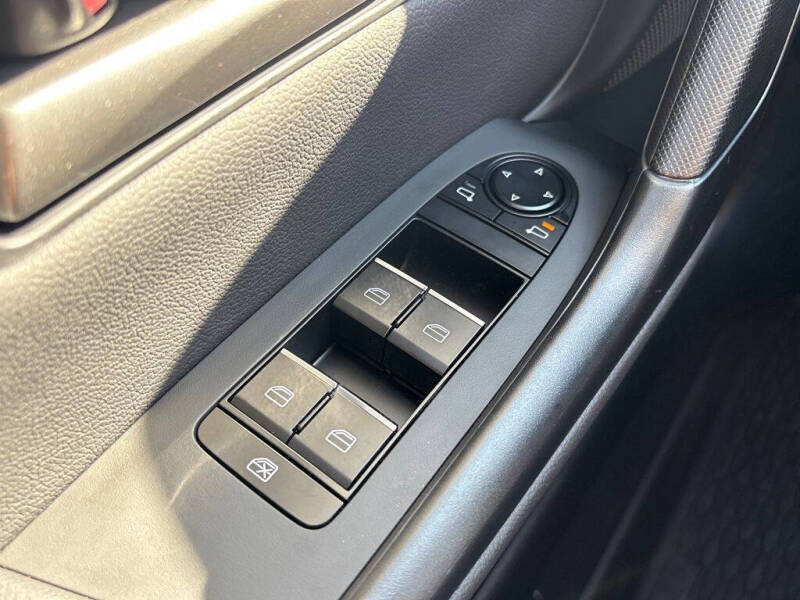 2025 Mazda CX-50 2.5 S Preferred