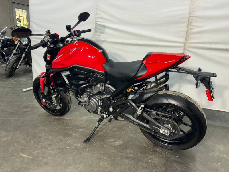 2023 Ducati Monster Plus