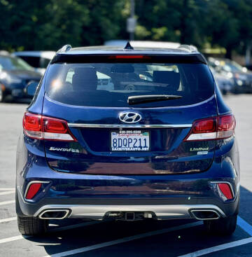 2017 Hyundai Santa Fe Limited Ultimate