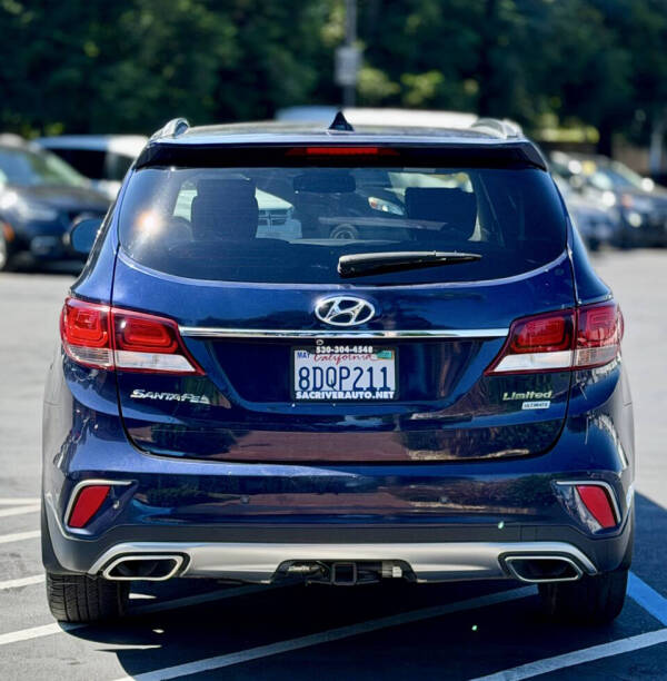 2017 Hyundai Santa Fe Limited Ultimate