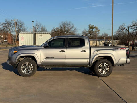 2019 Toyota Tacoma for sale at BENTON MOTORPLEX in Cleburne TX