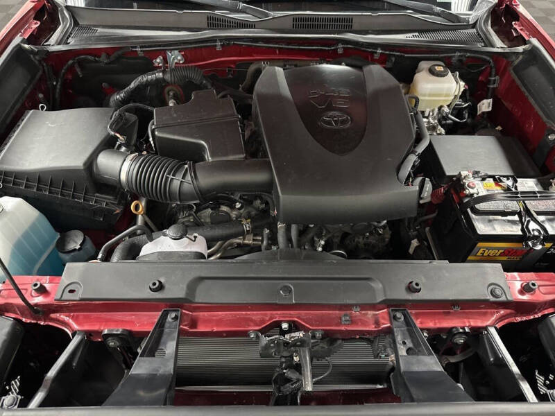 2021 Toyota Tacoma TRD Off-Road