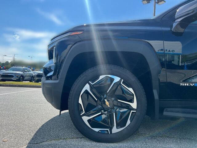 2026 Chevrolet Silverado EV LT