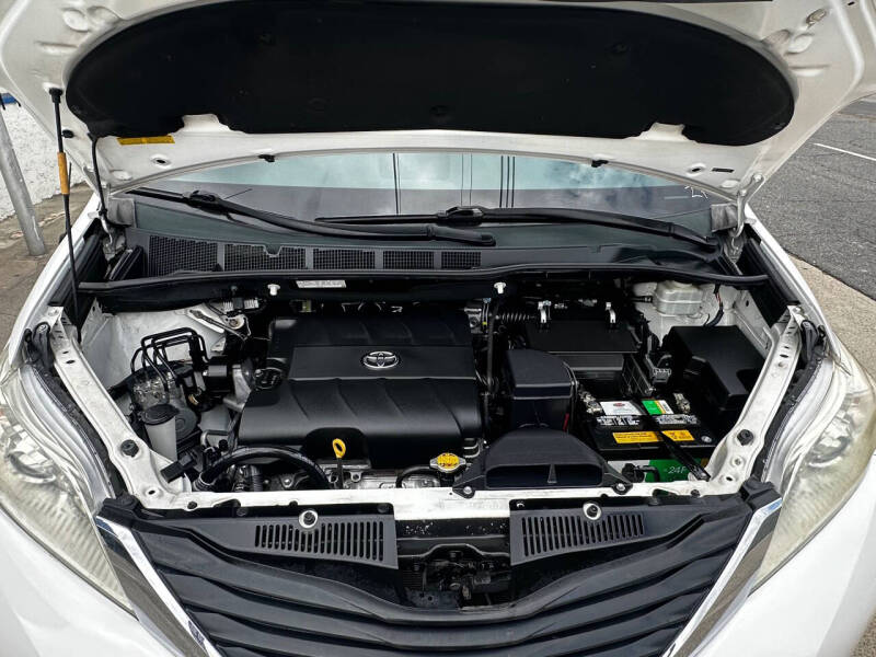 2013 Toyota Sienna