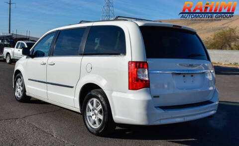 2012 Chrysler Town and Country Touring