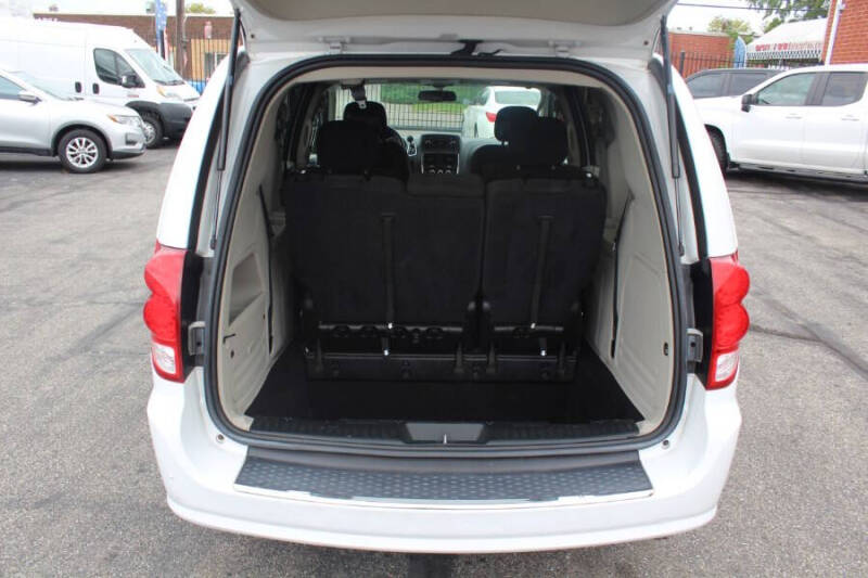 2015 Dodge Grand Caravan American Value Package