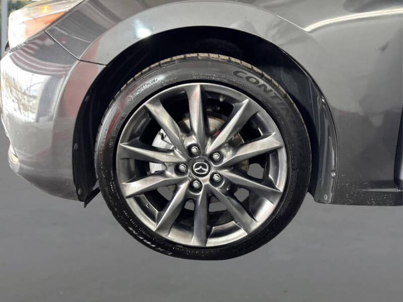 2018 Mazda MAZDA3 Touring