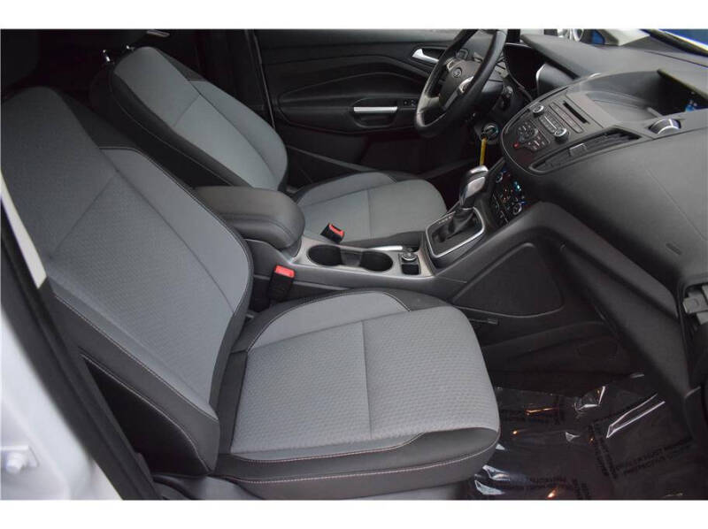 2017 Ford C-MAX Hybrid SE