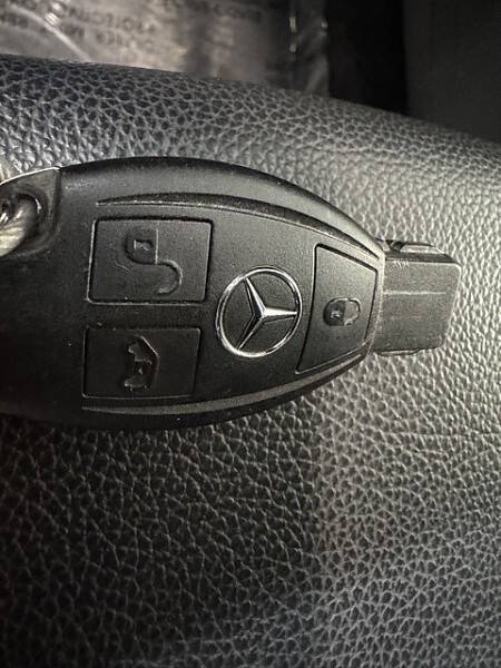 2022 Mercedes-Benz Metris Passenger