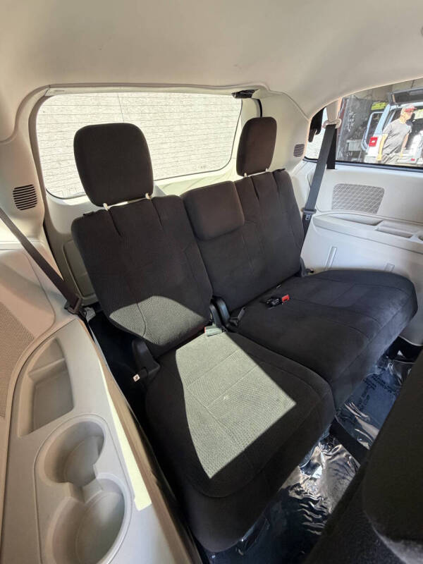 2013 Dodge Grand Caravan SE