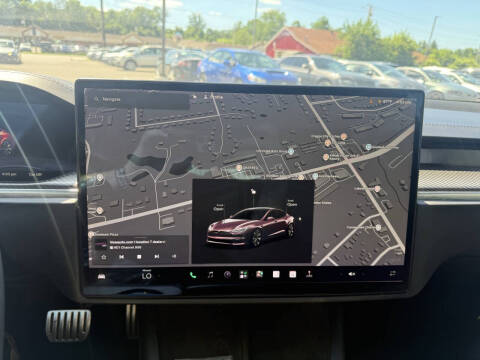 2022 Tesla Model S Plaid